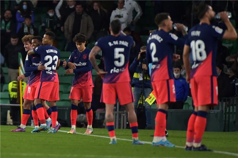 لاعبو اتلتيكو مدريد 