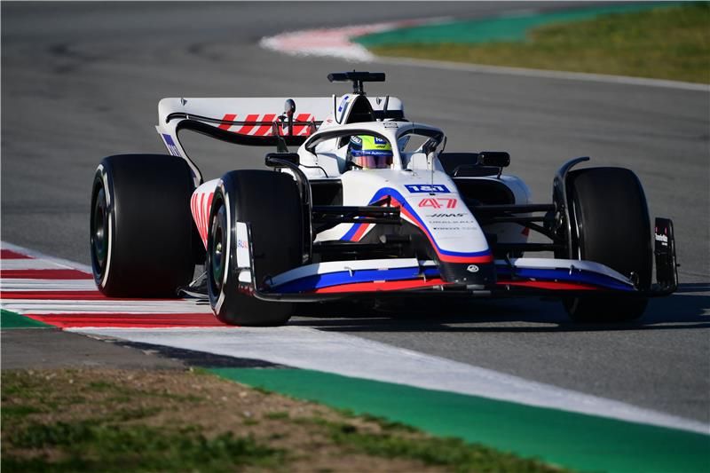 20220224-afp_323t8px_afp