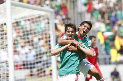 فرحة لاعبي المكسيك