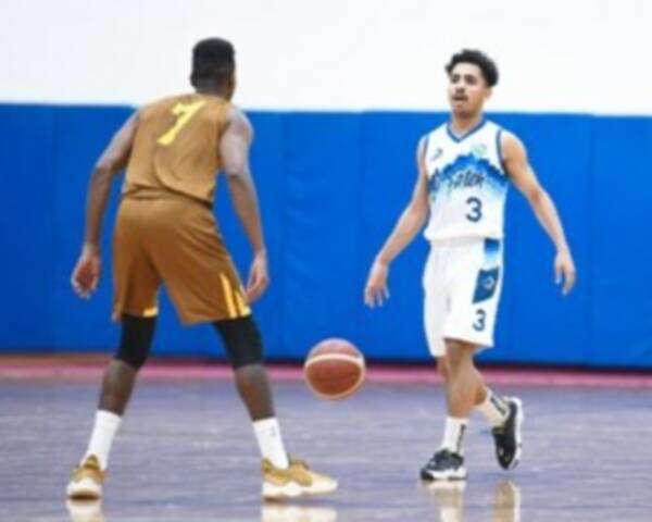 من مباريات الدوري