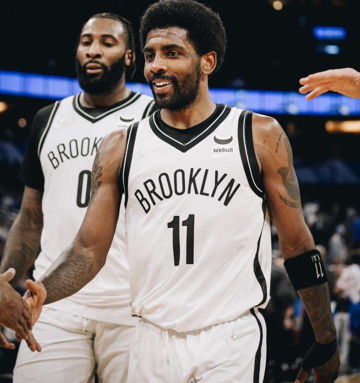 لاعبو بروكلين نتس