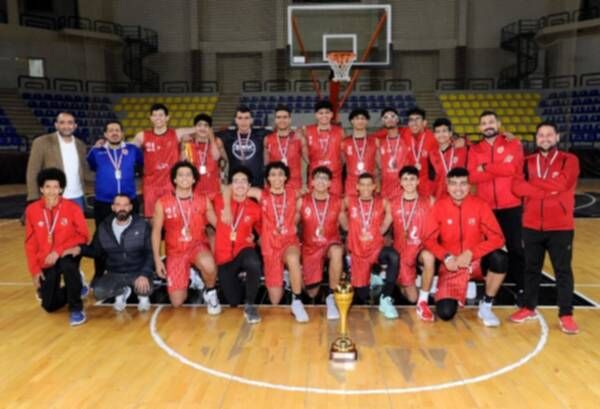 من تتويج الأهلي