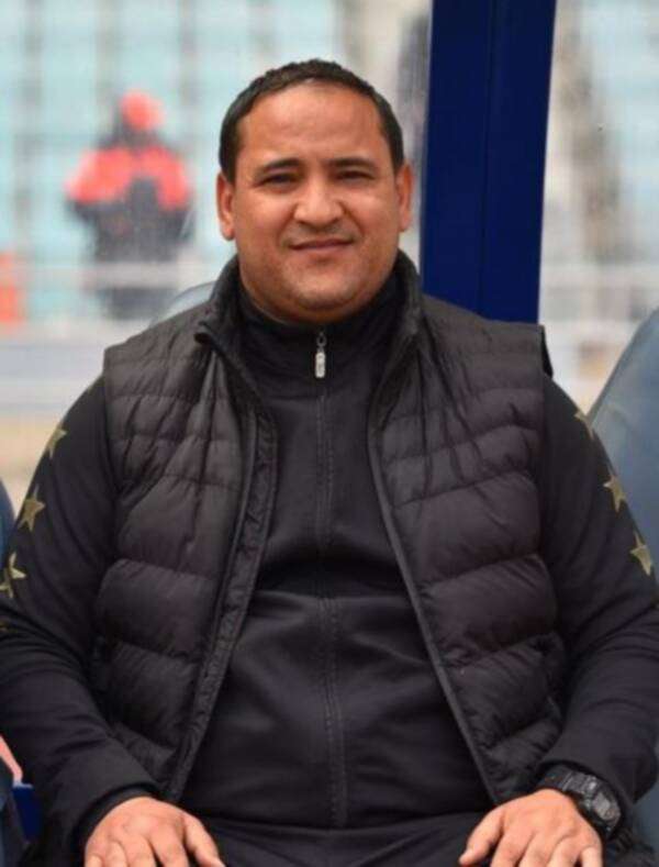 المدرب أيمن شواط في مباراة اليوم