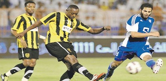 الفريدي أثناء لقاء فريقه أمام الاتحاد