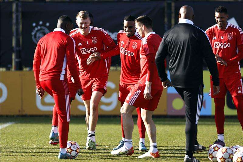 لاعبو أياكس