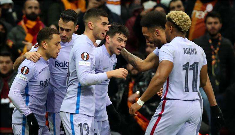 لاعبو برشلونة