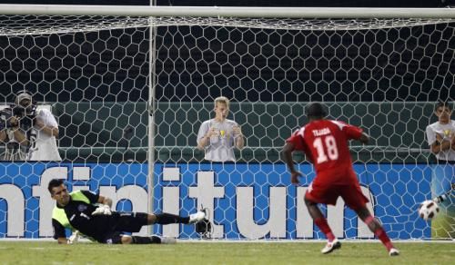 2011-06-202011-06-20t011941z_01_was211_rtridsp_3_soccer-concacaf_reuters