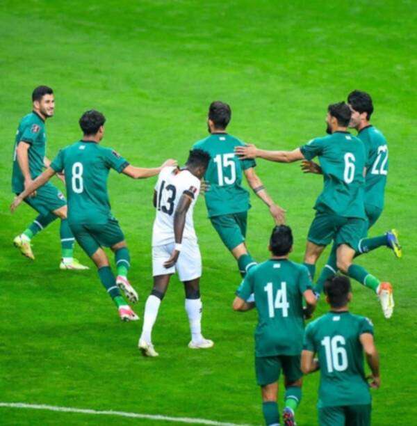 فرحة لاعبي المنتخب العراقي
