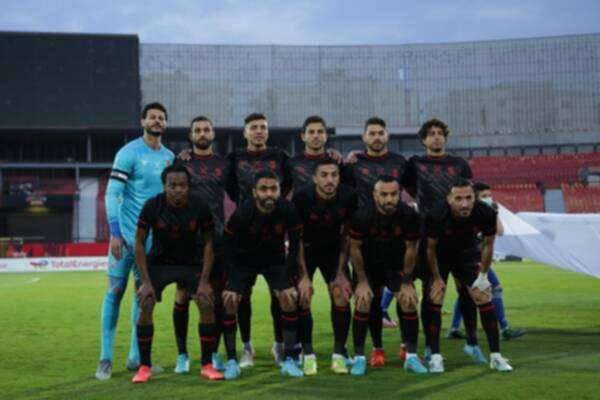 لاعبو الأهلي