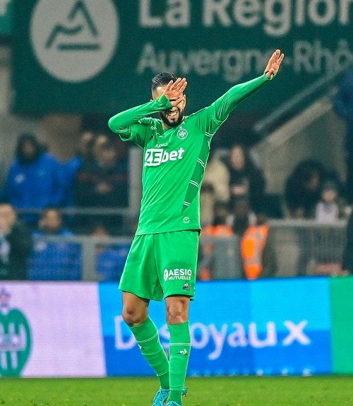 من اللقاء (نقلا عن حساب سانت إيتيان على تويتر)