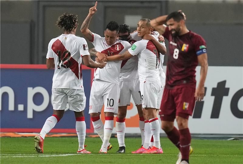 منتخب بيرو - أرشيفية