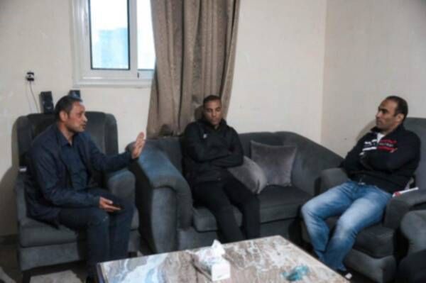 سيد عبد الحفيظ وأسرة اللاعب الراحل