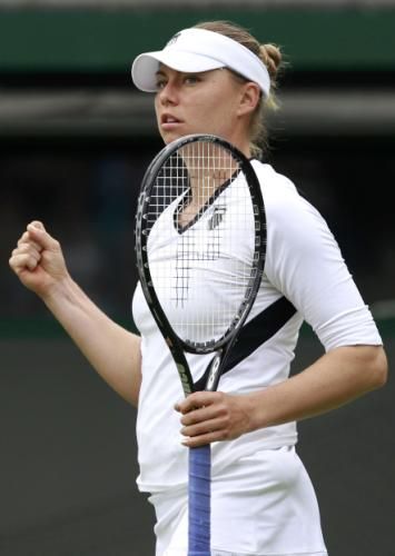 2011-06-202011-06-20t142337z_01_wim58_rtridsp_3_tennis-wimbledon_reuters