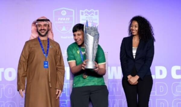 من البطولة