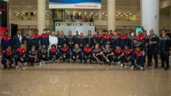 لاعبو منتخب عمان