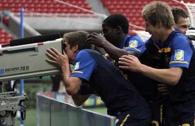 2011-06-21-00000102787597