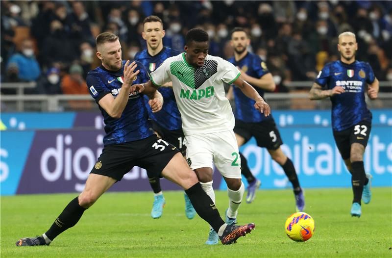 ميلان سكرينيار