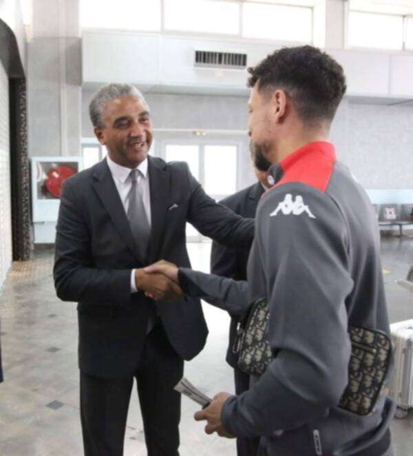 دقيش يودع لاعبي تونس