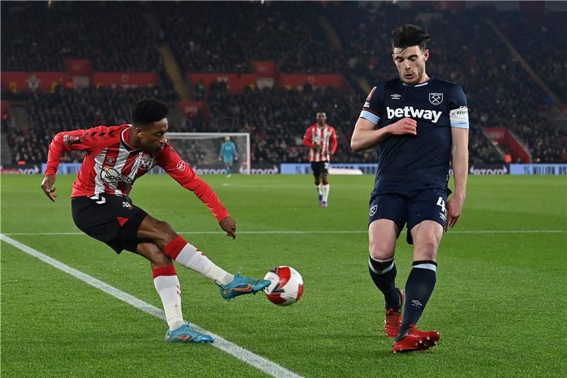 كايل ووكر بيترز