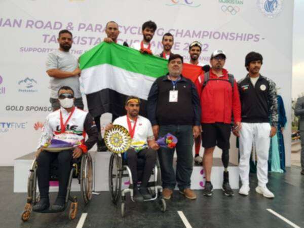 لاعبو الإمارات