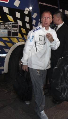 2011-06-222011-06-22t024544z_01_pw05_rtridsp_3_soccer-latam-copaamerica_reuters