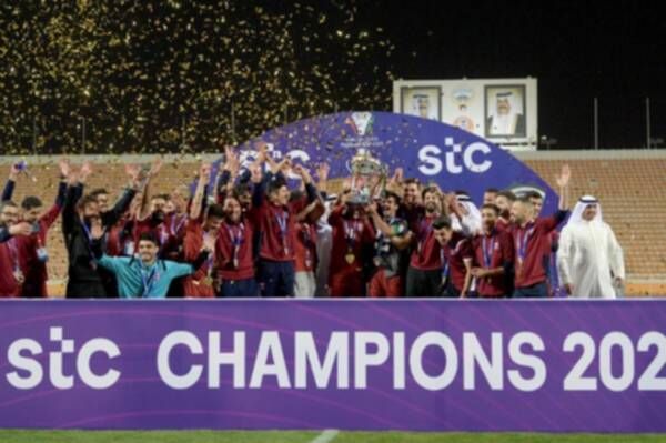 من تتويج النصر