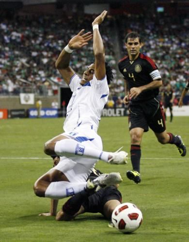 2011-06-232011-06-23t052129z_01_hou30_rtridsp_3_soccer-concacaf_reuters