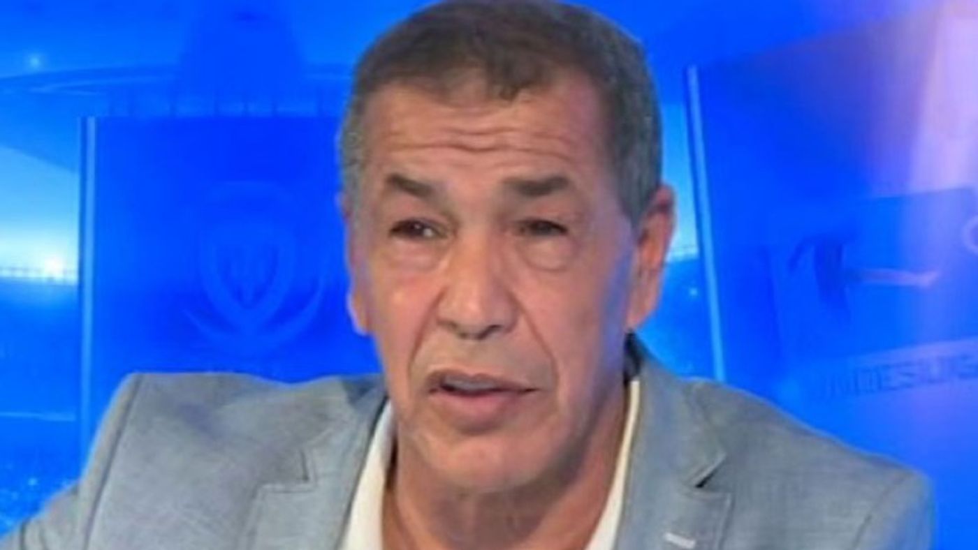 أسطورة الجزائر: كأس إفريقيا عار وفضيحة.. والحكام ينفذون تعليمات حرفية