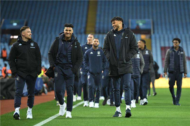 مينجز وواتكينز