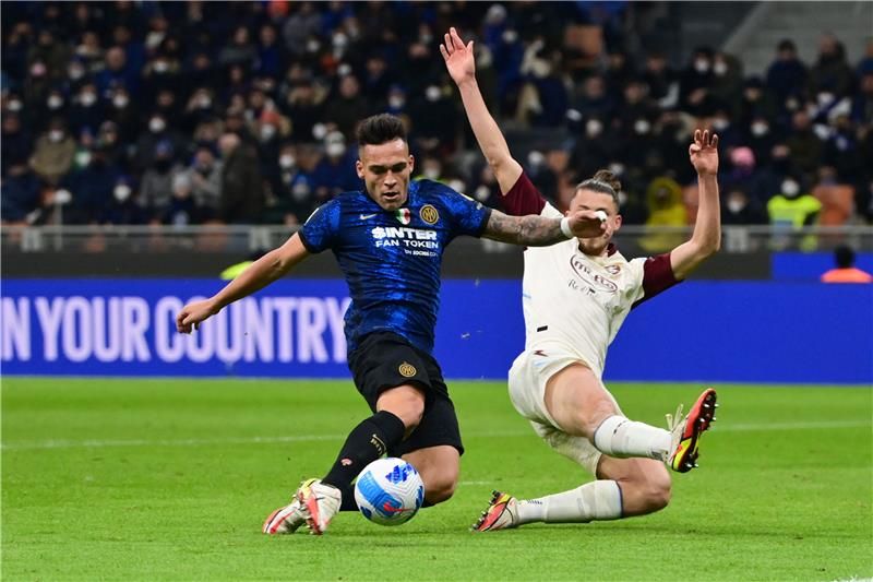 لاوتارو مارتينيز