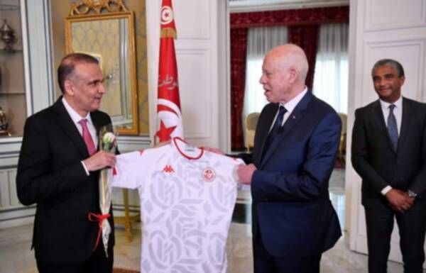 قيس سعيد ووديع الجريء