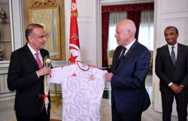 قيس سعيد ووديع الجريء