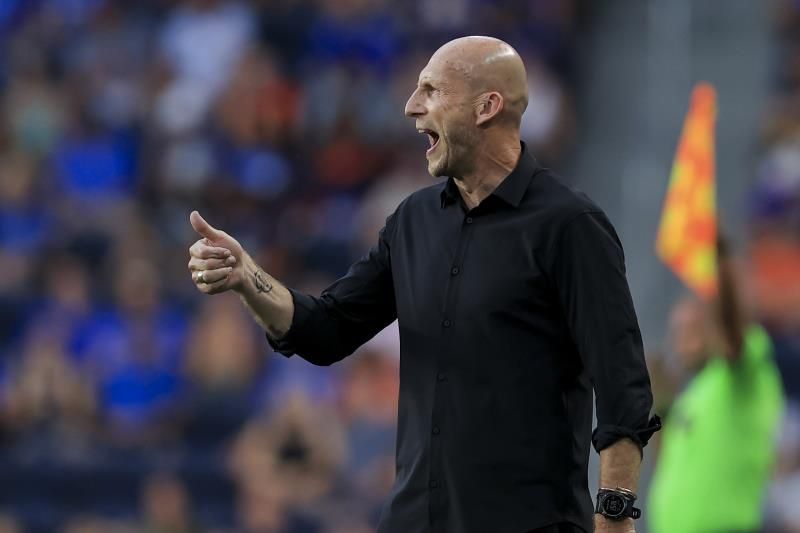 ياب ستام