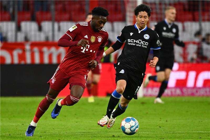  ألفونسو ديفيز