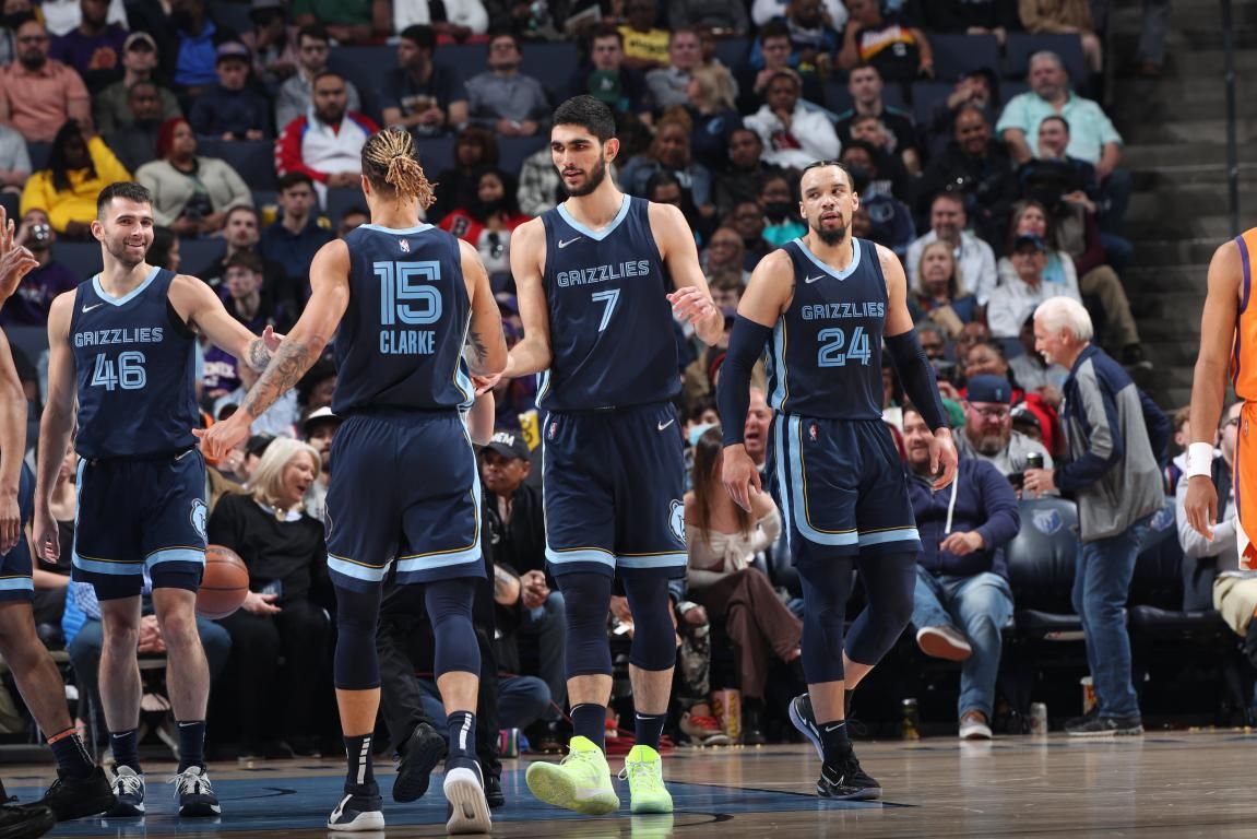 لاعبو جريزليس