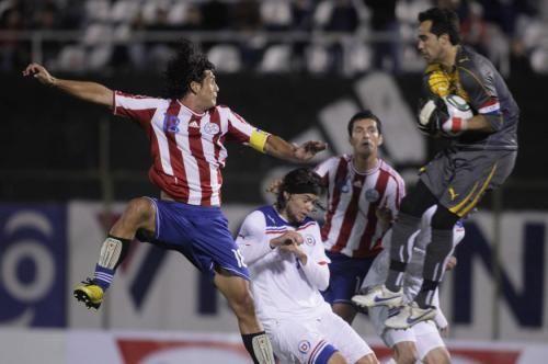 2011-06-242011-06-24t013308z_01_asu13_rtridsp_3_soccer-friendly_reuters