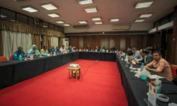 من الاجتماع الفني