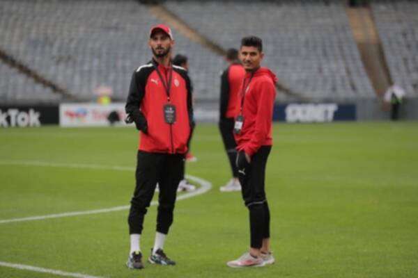 لاعبو الاتحاد من ملعب المباراة