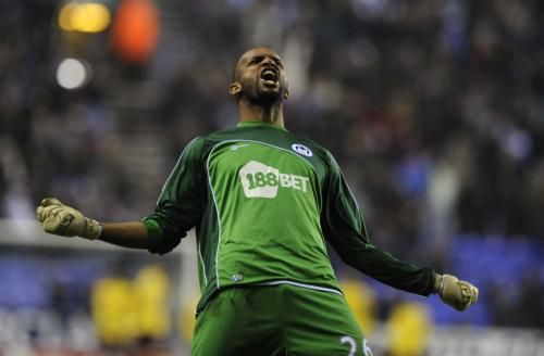 2010-12-29t215507z_01_nvr09_rtridsp_3_soccer-england_reuters