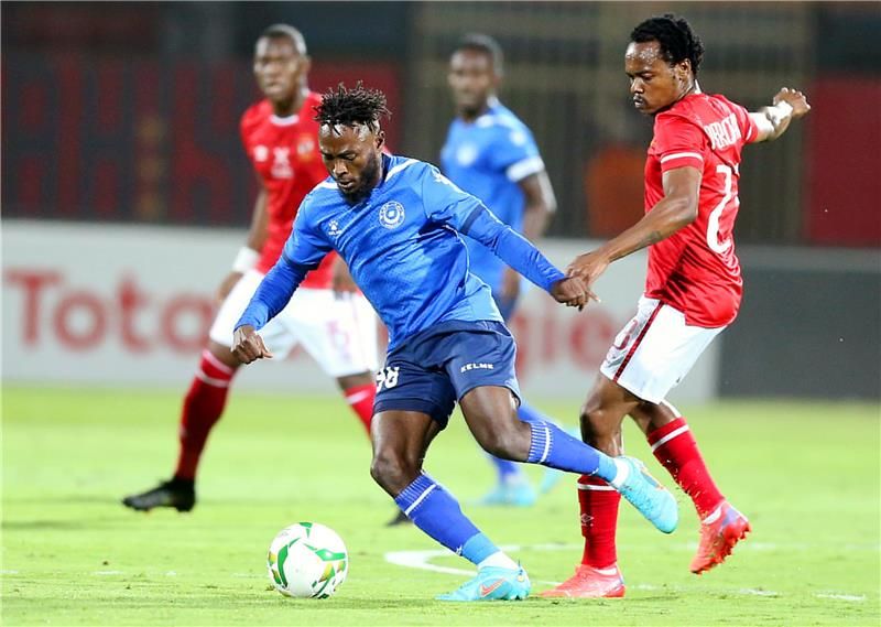 من مباراة الأهلي والهلال