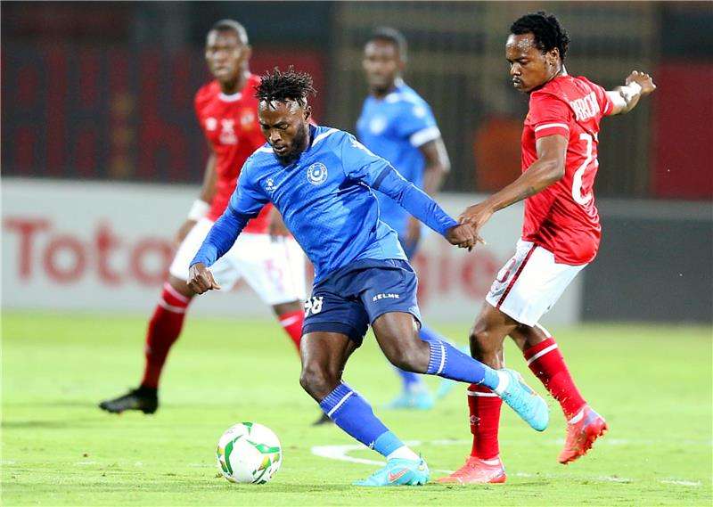 من مباراة الأهلي والهلال