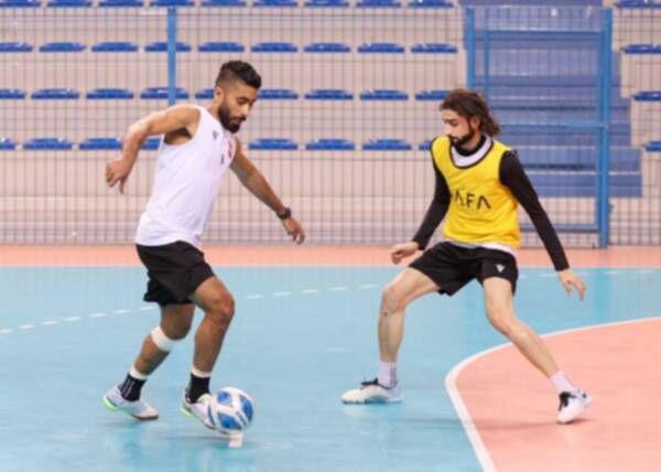 لاعبو منتخب البحرين