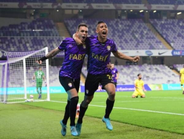 من مباراة العين والوصل