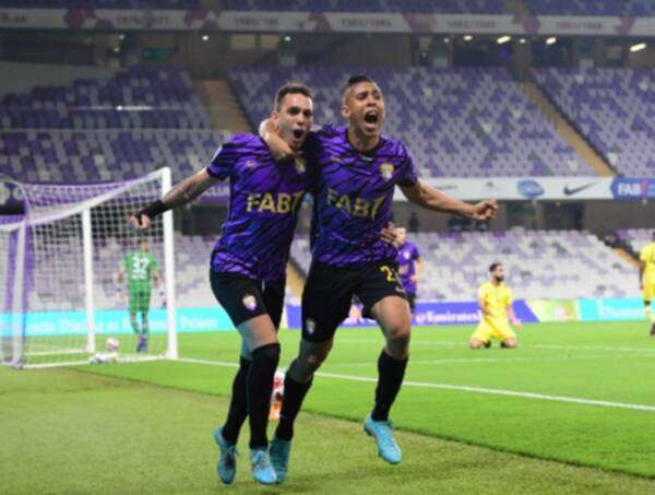 من مباراة العين والوصل