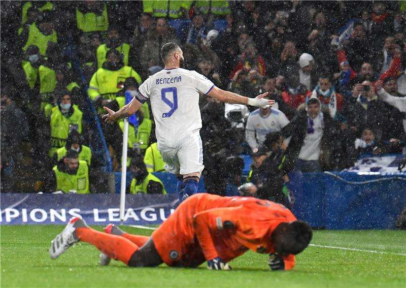 بنزيما وميندي