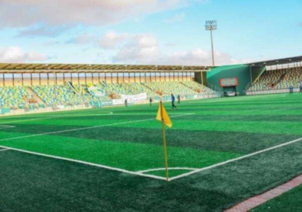 ملعب شهداء بنينا