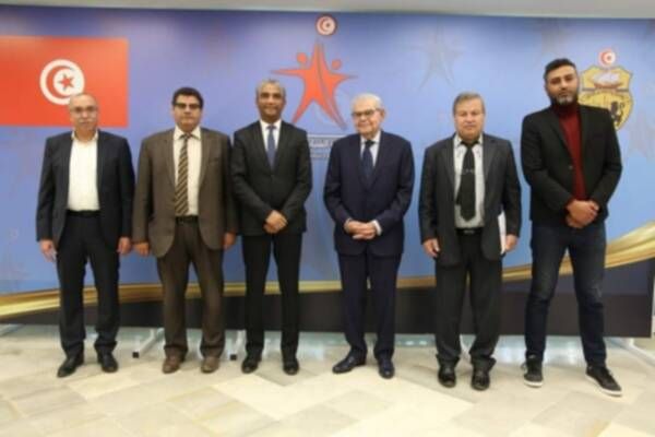 اجتماع الوزير برئيس الصفاقسي 