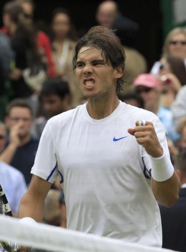 2011-06-252011-06-25t134938z_01_wim054_rtridsp_3_tennis-wimbledon_reuters