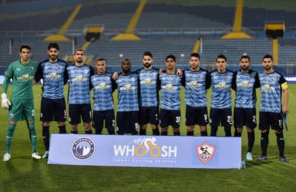 لاعبو بيراميدز 