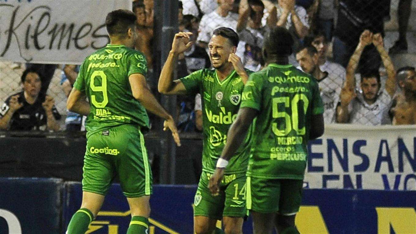 لاعبو سارميينتو 